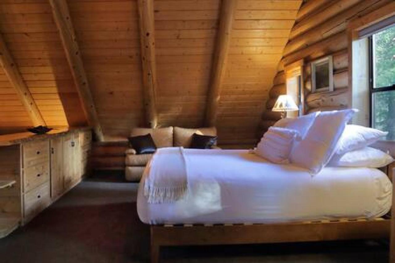Eagles Nest - Natural Log Cabin With Guest House Idyllwild Exterior foto